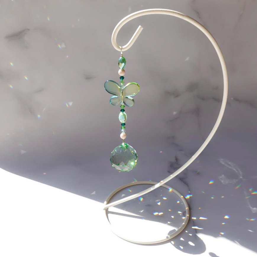 この世は陰と陽でできているのに、美しいものばかり目につく違和感